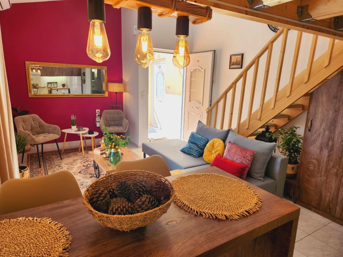 Luxury Loft Apartment Vivian Патра Экстерьер фото