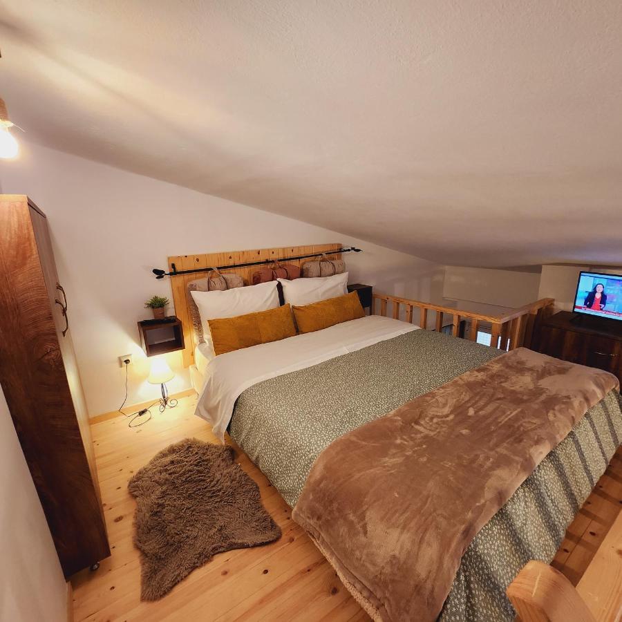 Luxury Loft Apartment Vivian Патра Экстерьер фото